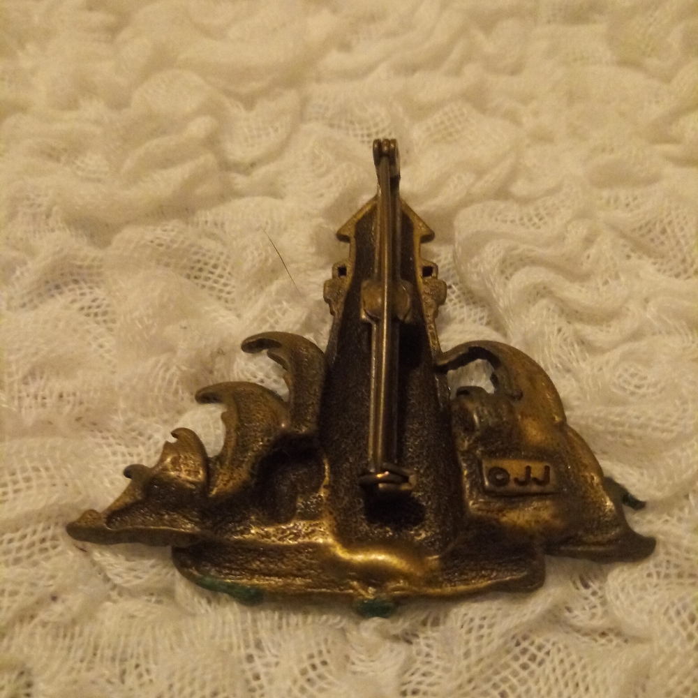 Lighthouse pin - Picture 2 of 2